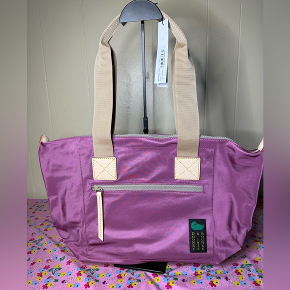 Nylon Front Zip Tote Dooney and bourke - Picture 5 of 6